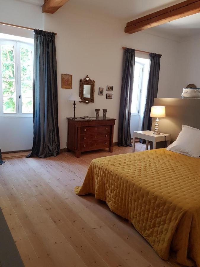 나르본 Domaine De Capoulade B&B 외부 사진