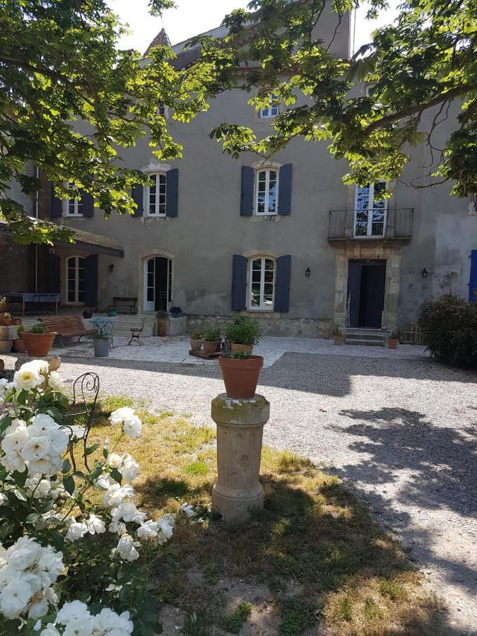 나르본 Domaine De Capoulade B&B 외부 사진