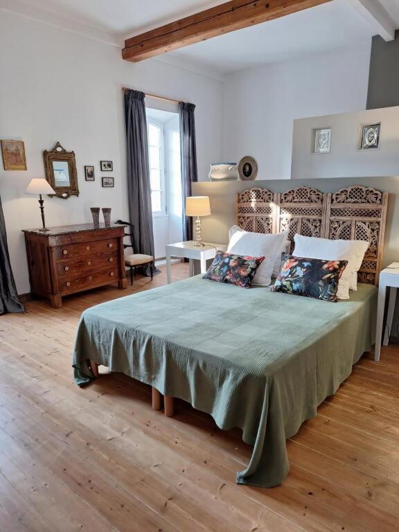 나르본 Domaine De Capoulade B&B 외부 사진