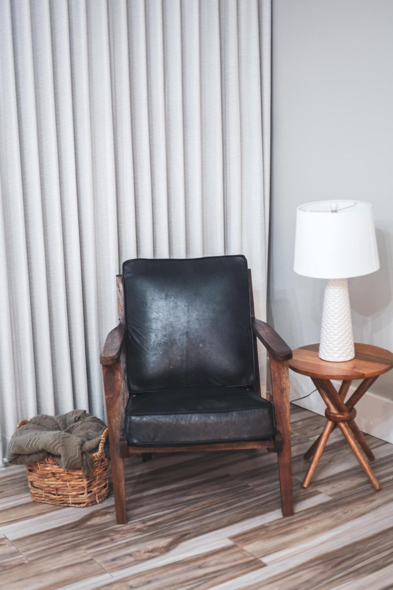 나르본 Domaine De Capoulade B&B 외부 사진
