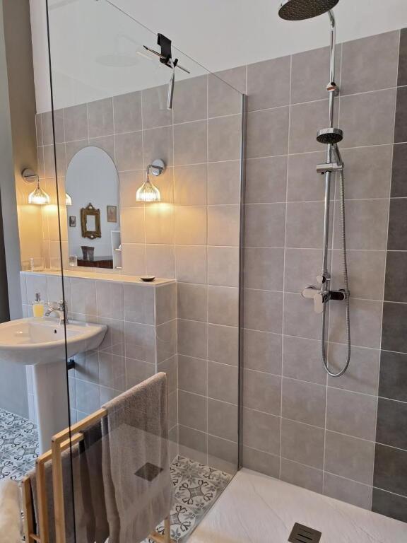 나르본 Domaine De Capoulade B&B 외부 사진
